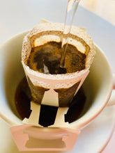 Laden Sie das Bild in den Galerie-Viewer, CoffeeBag "Leipziger Käffchen"